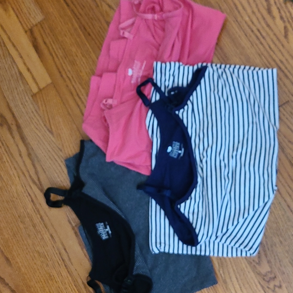 Maternity nursing tanks sz small